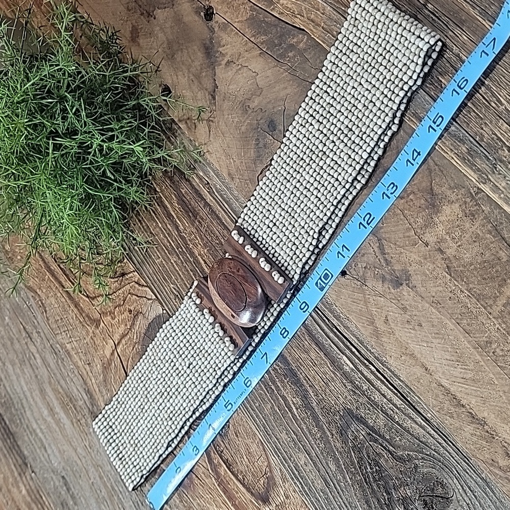 3/$10 *Stretchy Shell & Wood Belt 32+ - Picture 10 of 10